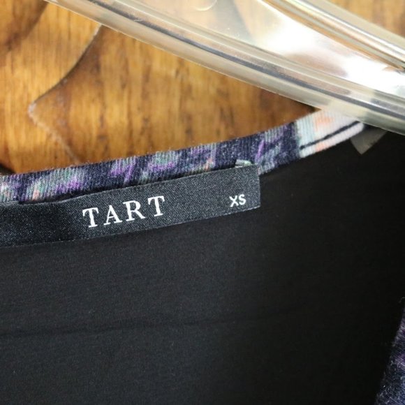 TART Collections Bell Sleeve Printed Surplice Dress - Size XS, NWT! - Picture 13 of 16